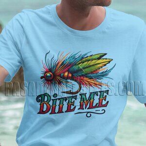 15.01.834 👕 Bite Me Fishing Lure Bait & Hook (YS up to 3X) Crew T-Shirt